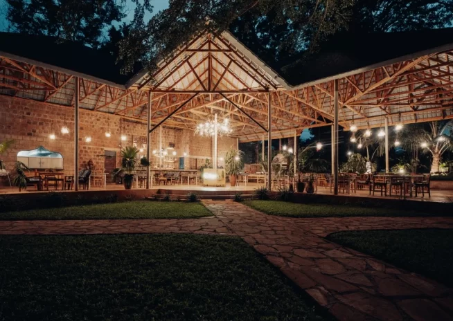 Chanya Lodge